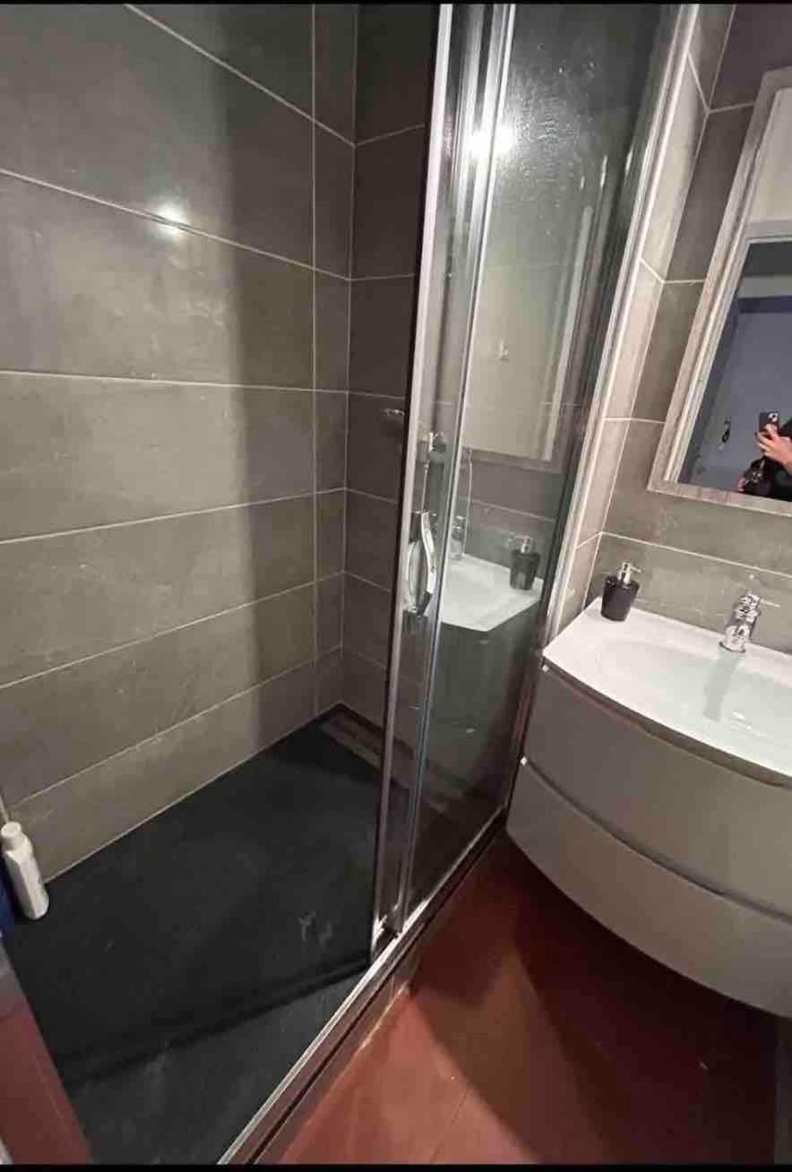 Grand Appartement De 100M2 -Allee Paul Riquet Beziers - 4Chambres - Wifi- Tv Connectee ภายนอก รูปภาพ